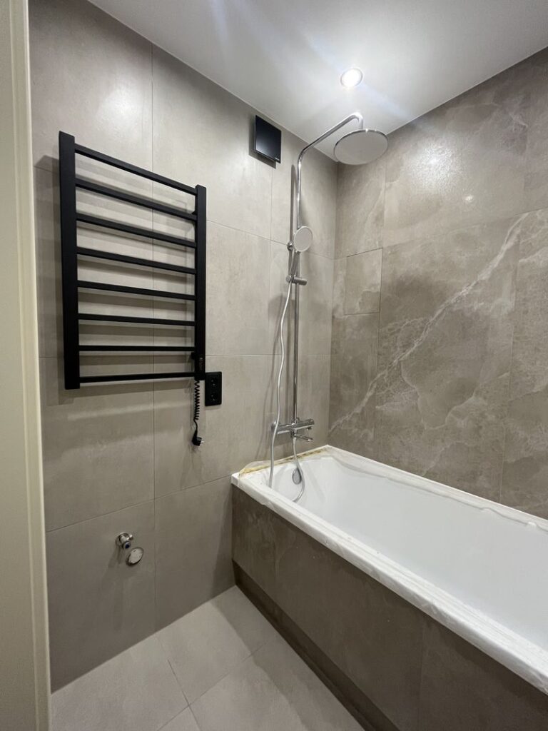 remont_trykimnatnoyi_kvartyry_foto_3-768x1024