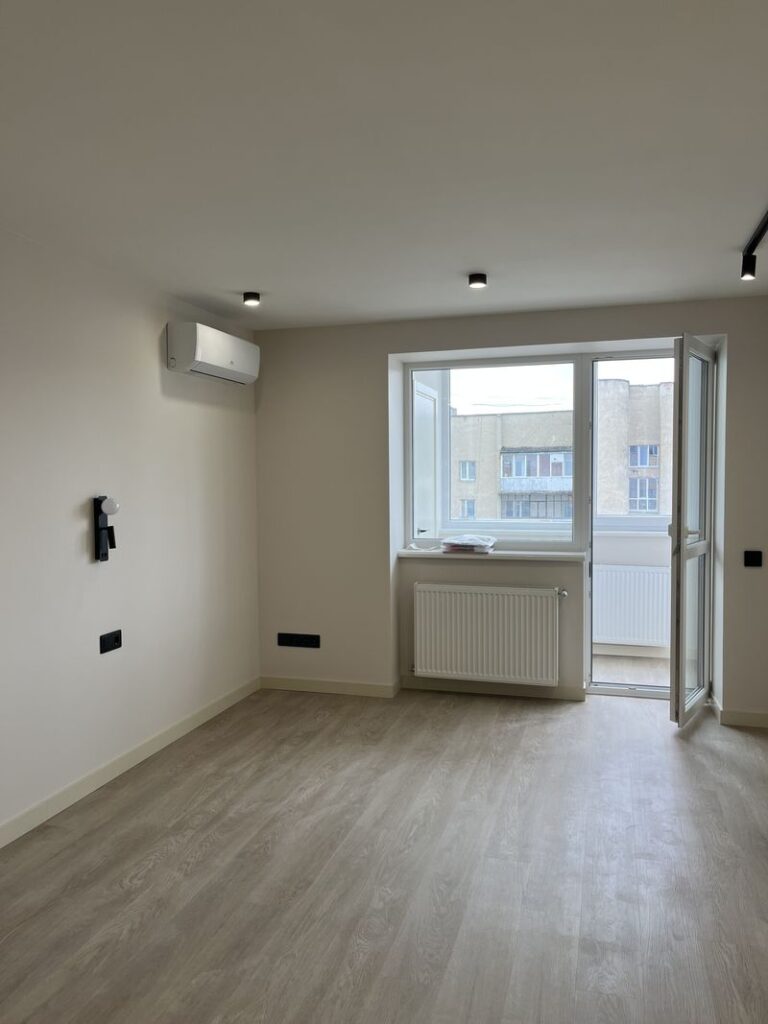 remont_trykimnatnoyi_kvartyry_foto_5-768x1024